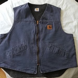 Men's Carhartt vest.